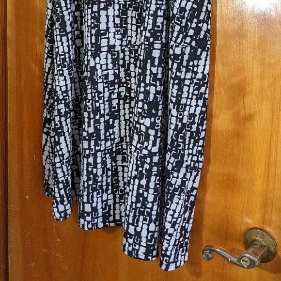 ROBERT LEWIS BLACK & WHITE GEOMETRIC PRINT MAXI SKIRT - 2X - Picture 6 of 6